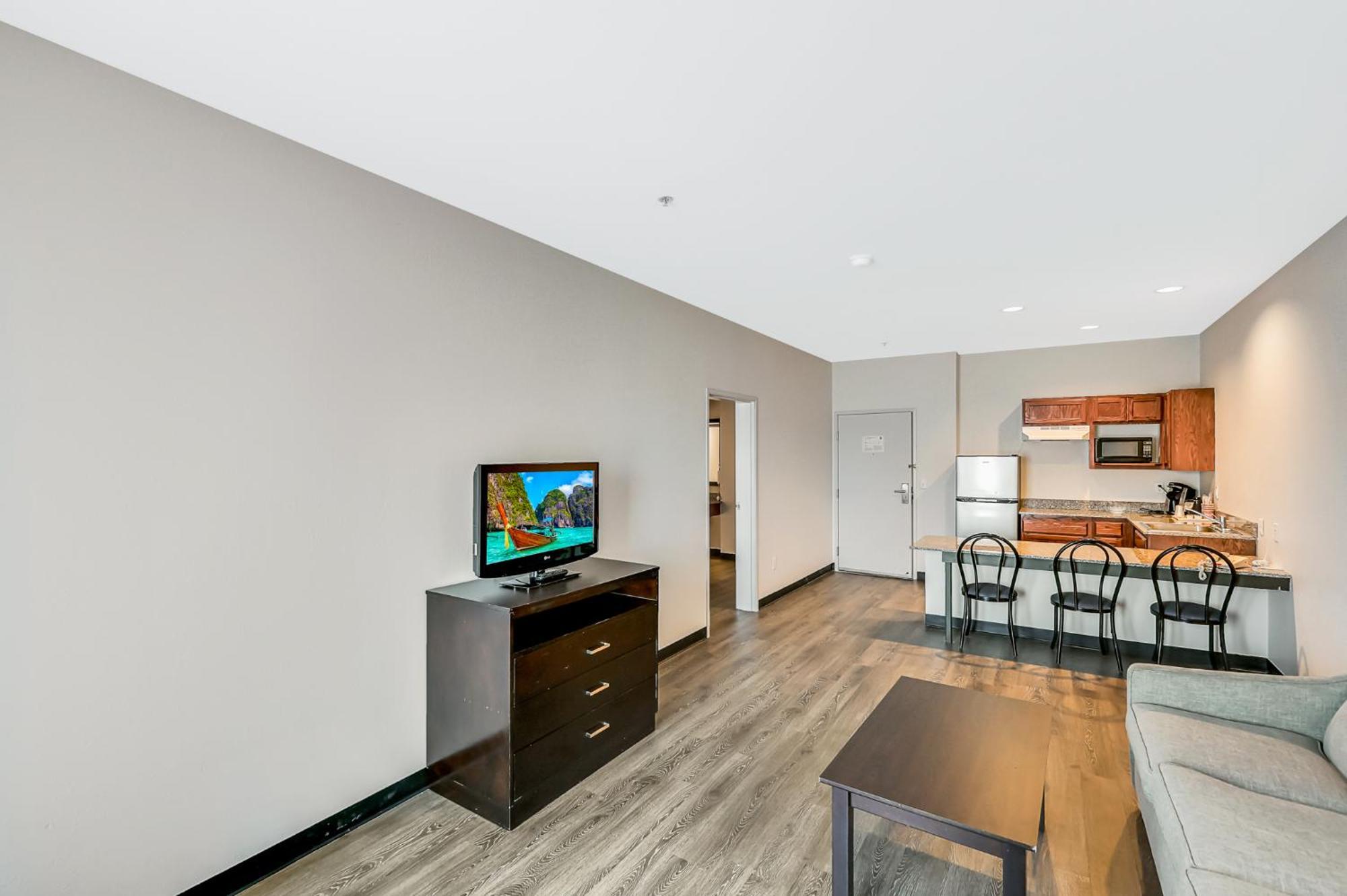 Quality Inn & Suites Of Liberty Lake Экстерьер фото